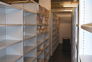 Moorfields Eye Hospital - Mobile Shelving